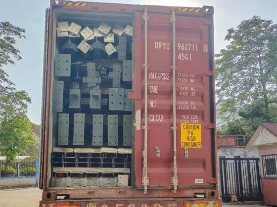 天譜安正在緊張地裝運印尼山樺鋼結(jié)構(gòu)