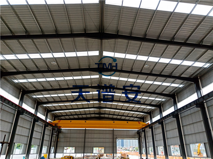 鋼結(jié)構(gòu)雨棚